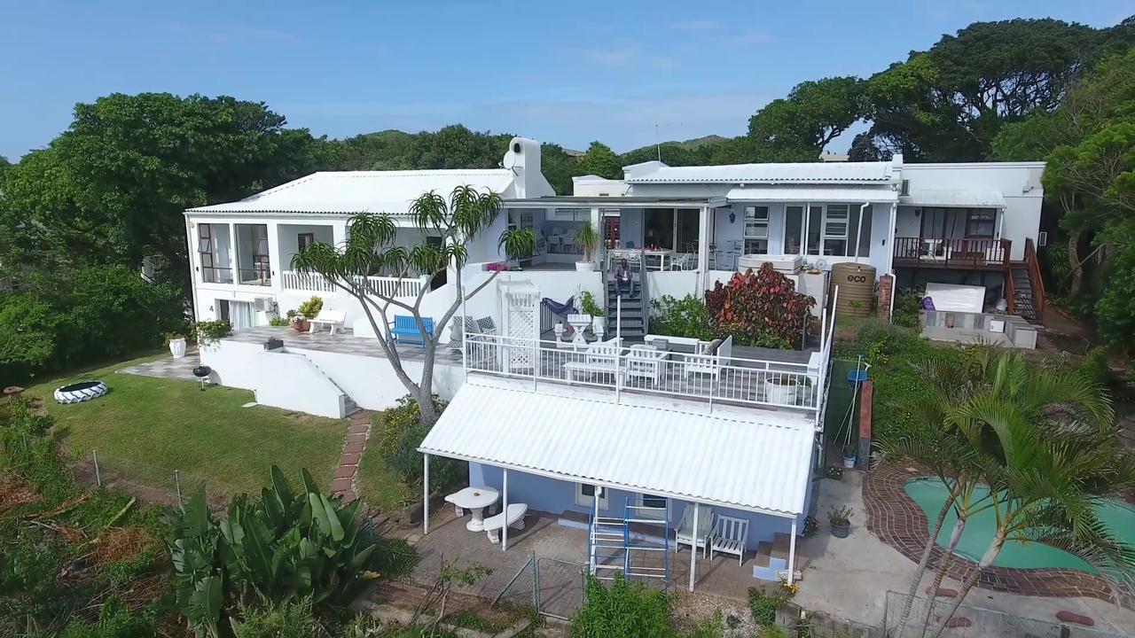 Blue'S Guest House - East London Bonza Bay エクステリア 写真